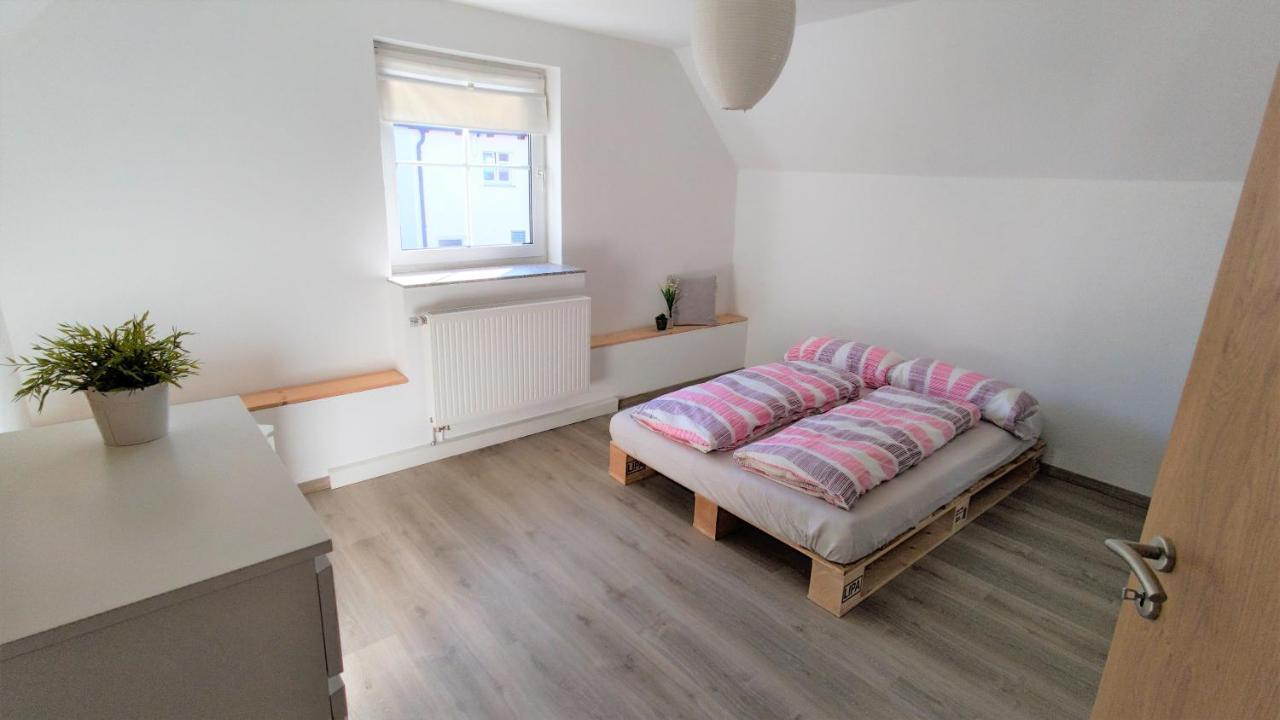 Gasthof Adler Ferienwohnung Ichenhausen Exterior foto